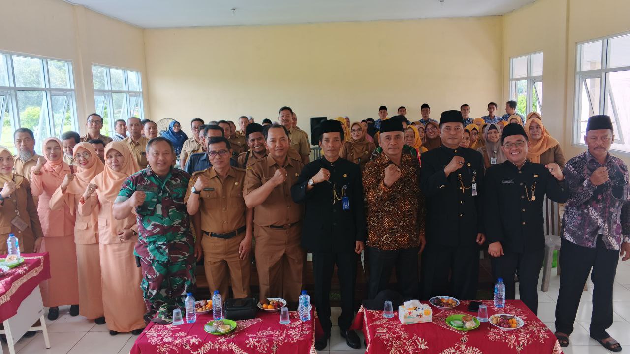 Serah Terima Jabatan Kepala Sekolah SMAN 1 Banyuates